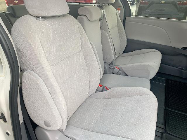 2020 Toyota Sienna Vehicle Photo in MOON TOWNSHIP, PA 15108-2571