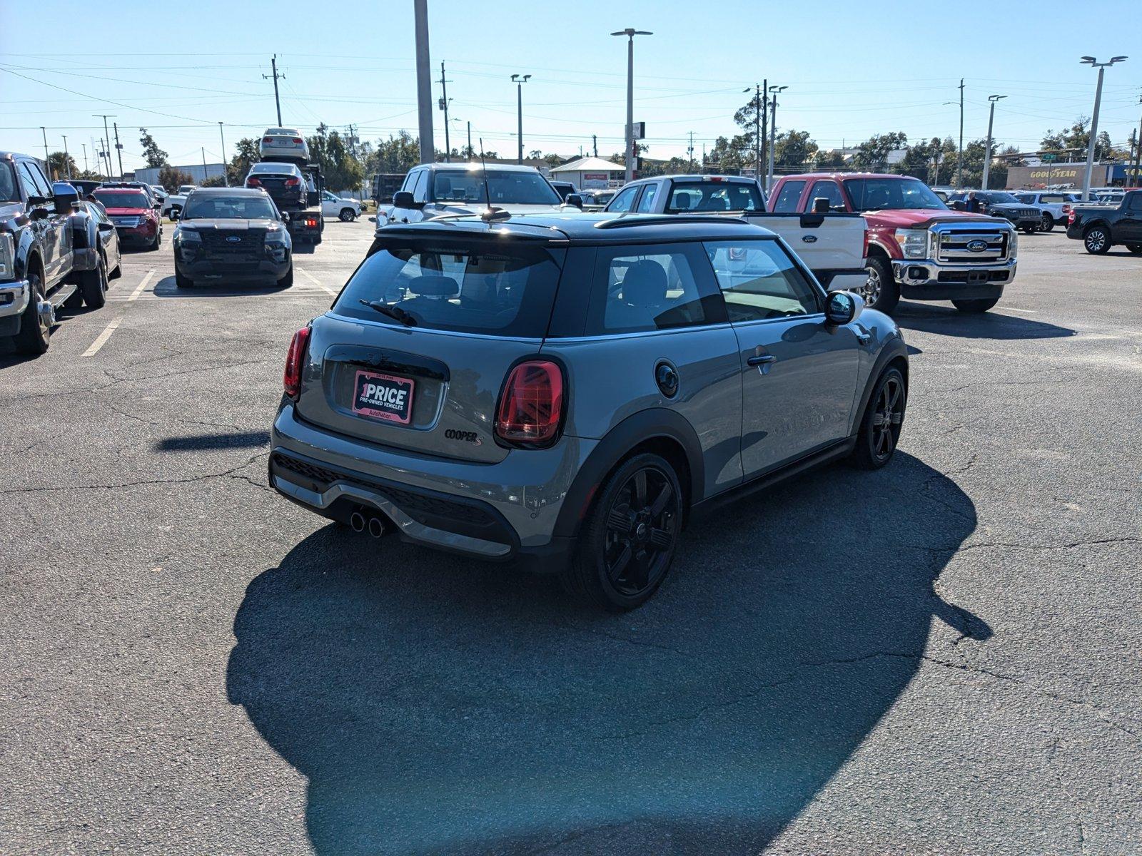 2023 MINI Cooper S Hardtop 2 Door Vehicle Photo in Panama City, FL 32401