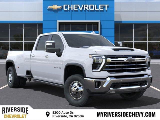 2025 Chevrolet Silverado 3500 HD Vehicle Photo in RIVERSIDE, CA 92504-4106