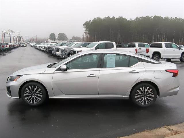 2023 Nissan Altima Vehicle Photo in ALBERTVILLE, AL 35950-0246