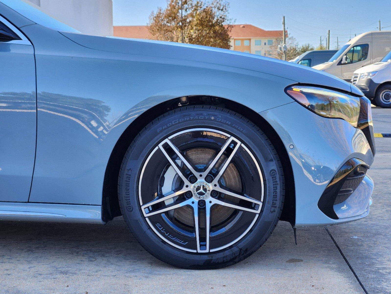 2025 Mercedes-Benz E-Class Vehicle Photo in HOUSTON, TX 77079