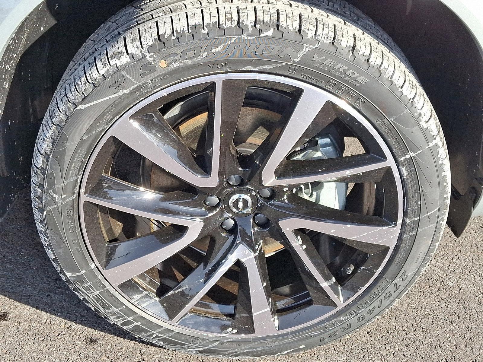 2025 Volvo XC90 Vehicle Photo in Trevose, PA 19053