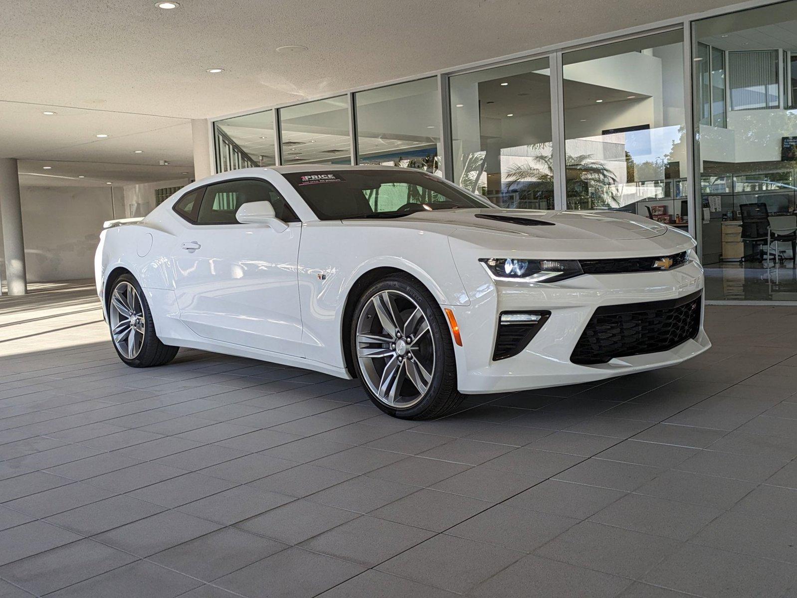 2018 Chevrolet Camaro Vehicle Photo in GREENACRES, FL 33463-3207