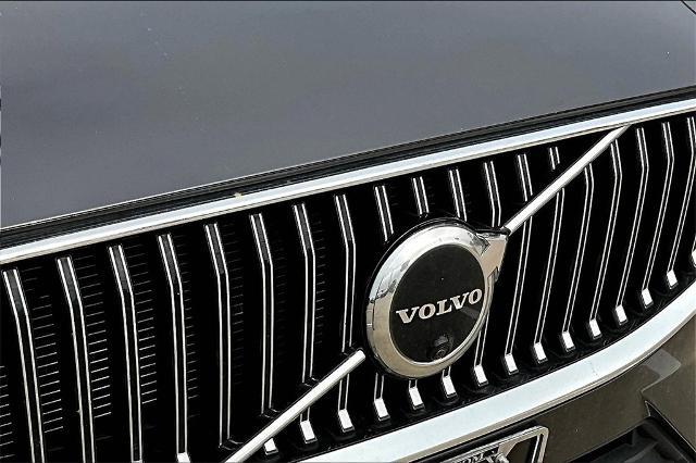 2022 Volvo XC60 Vehicle Photo in Houston, TX 77007