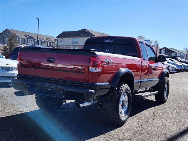 2002 Chevrolet S-10 Vehicle Photo in AURORA, CO 80011-6998