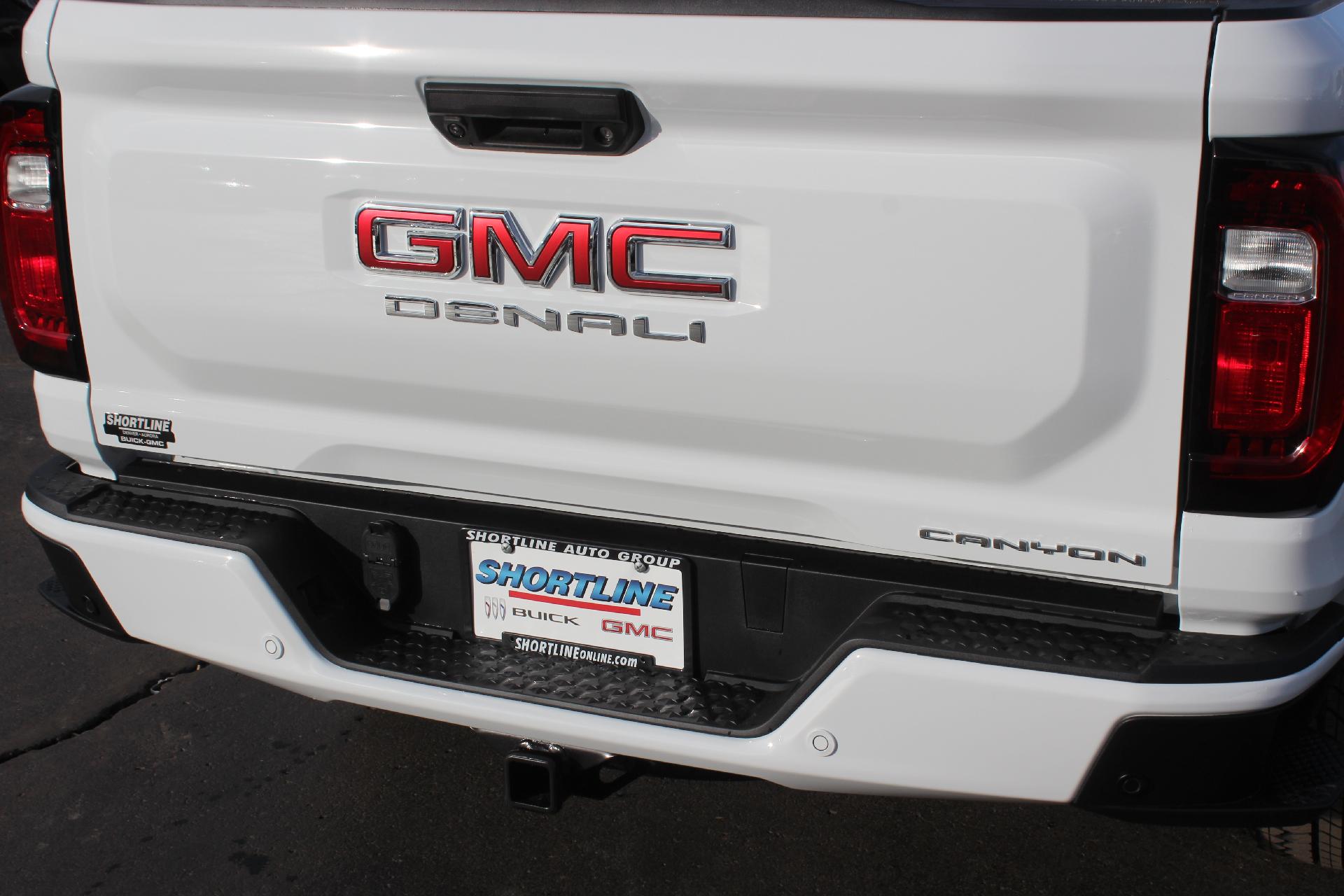 2025 GMC Canyon Vehicle Photo in AURORA, CO 80012-4011