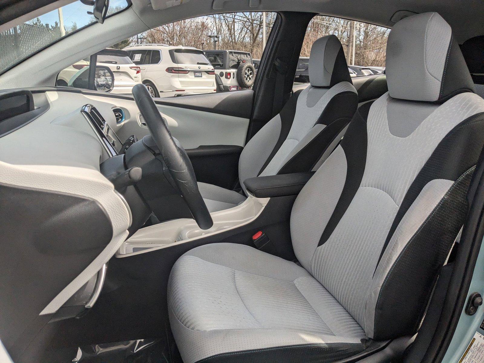 2016 Toyota Prius Vehicle Photo in Cockeysville, MD 21030-2508
