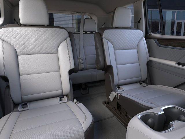 2025 GMC Acadia Vehicle Photo in DANBURY, CT 06810-5034
