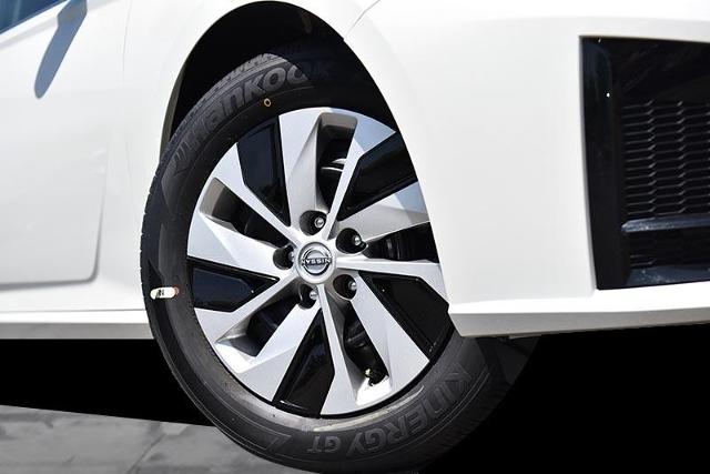 2025 Nissan Altima Vehicle Photo in Ballwin, MO 63011