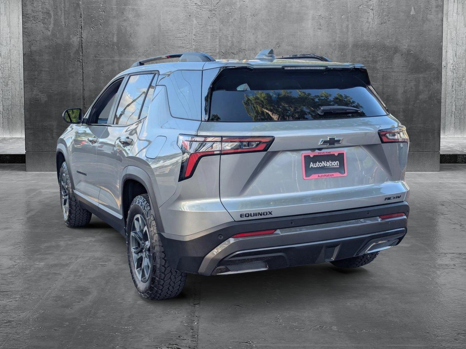 2025 Chevrolet Equinox Vehicle Photo in GREENACRES, FL 33463-3207