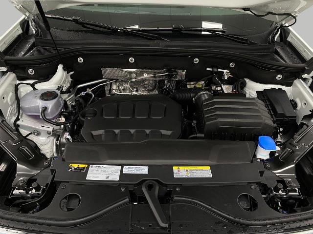 2025 Volkswagen Atlas Vehicle Photo in Appleton, WI 54913