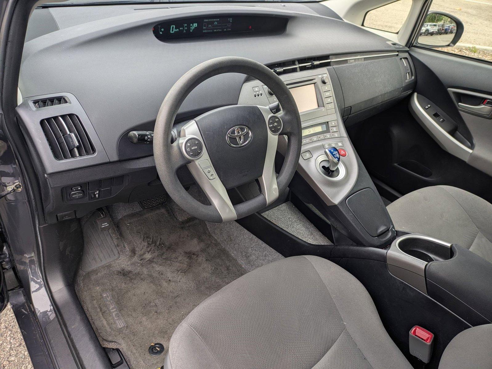 2013 Toyota Prius Vehicle Photo in Valencia, CA 91355-1794
