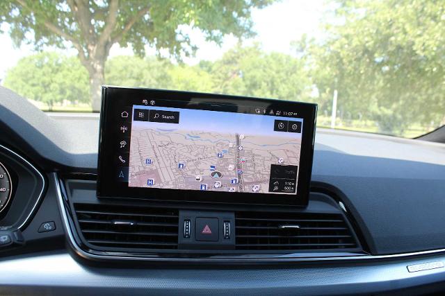 2024 Audi Q5 Vehicle Photo in HOUSTON, TX 77090
