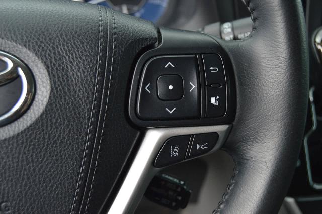 2020 Toyota Sienna Vehicle Photo in Houston, TX 77090