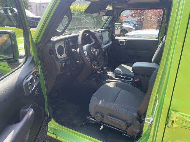 2025 Jeep Wrangler 4xe Vehicle Photo in Doylsetown, PA 18901