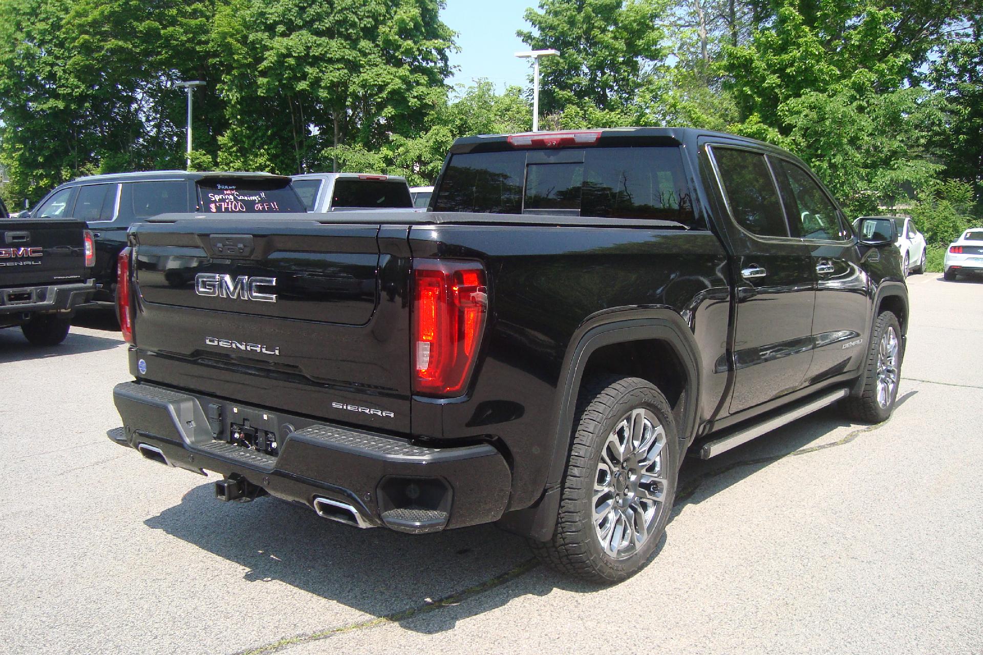 2023 GMC Sierra 1500 Vehicle Photo in PORTSMOUTH, NH 03801-4196