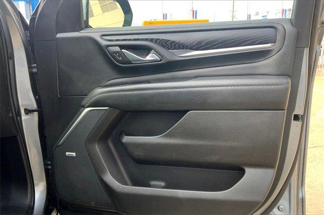 2021 GMC Yukon Vehicle Photo in TOPEKA, KS 66609-0000