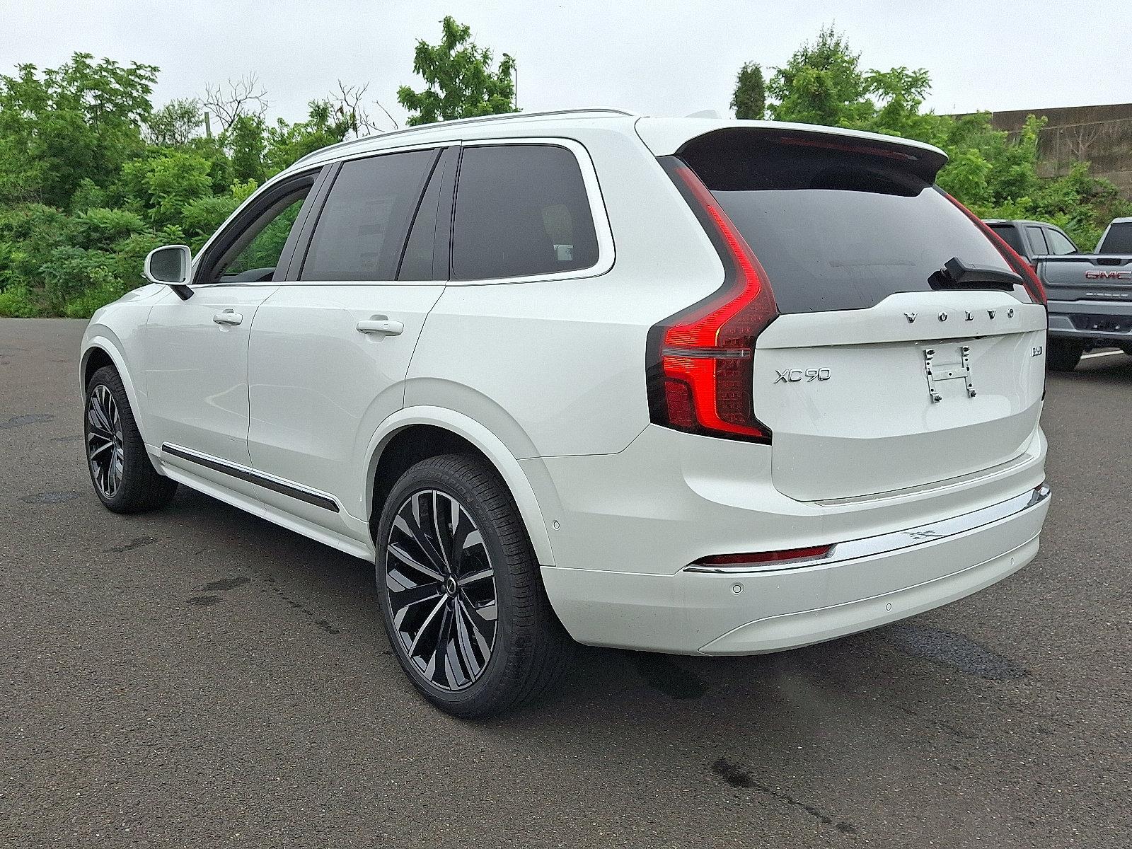 2026 Volvo XC90 Vehicle Photo in Trevose, PA 19053