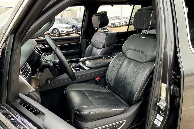 2023 Jeep Grand Wagoneer Vehicle Photo in Grapevine, TX 76051