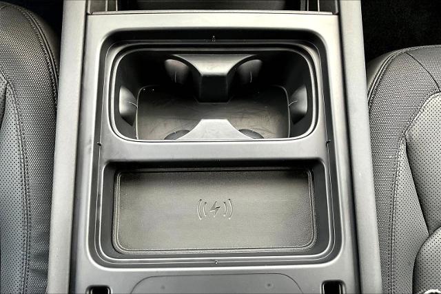 2024 Land Rover Defender Vehicle Photo in San Antonio, TX 78230