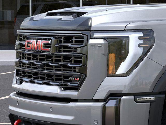 2025 GMC Sierra 2500 HD Vehicle Photo in WATERTOWN, CT 06795-3318
