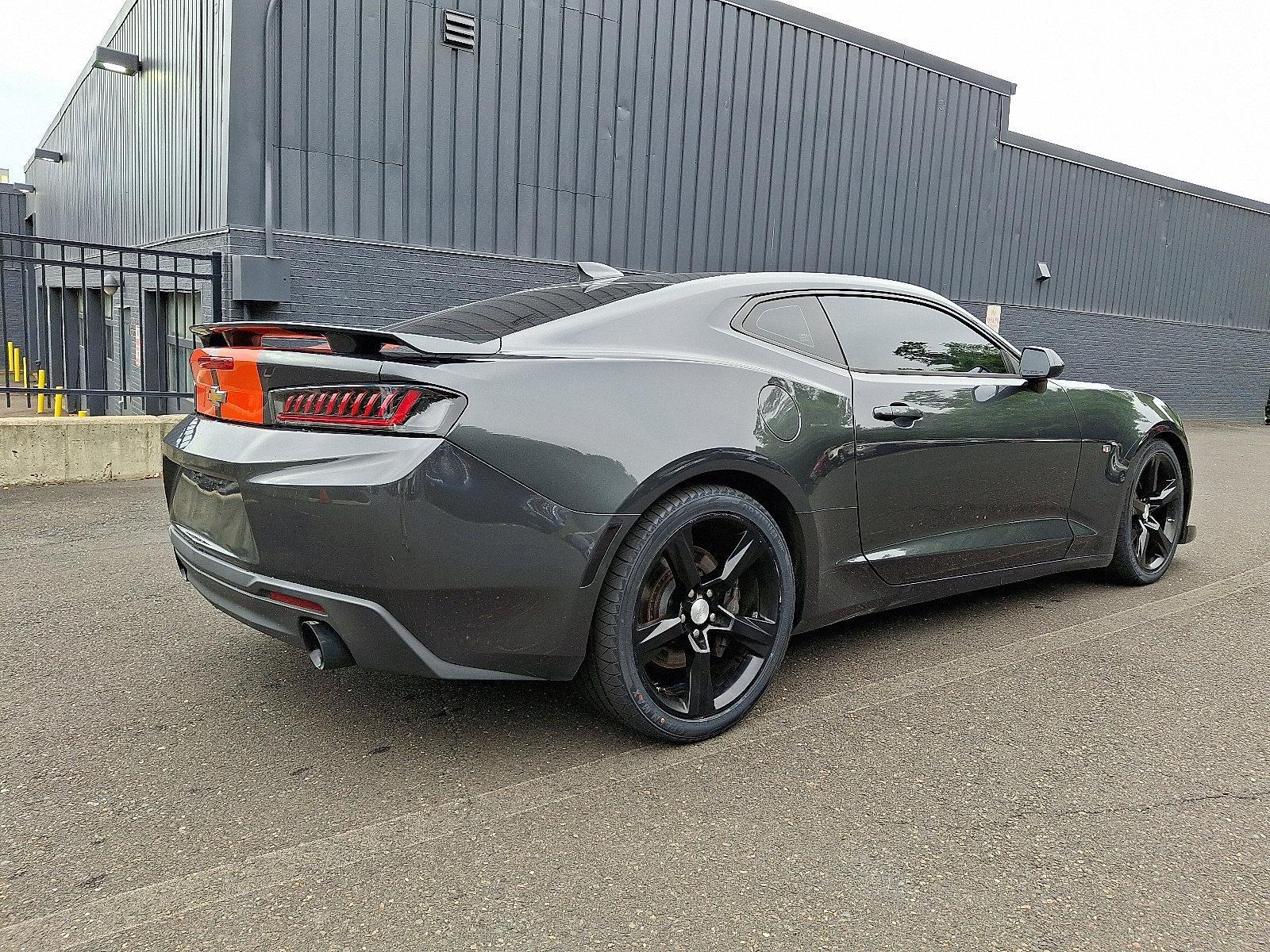 2018 Chevrolet Camaro Vehicle Photo in Jenkintown, PA 19046