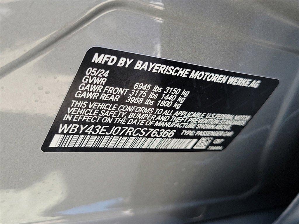 2024 BMW i7 Vehicle Photo in Muncy, PA 17756