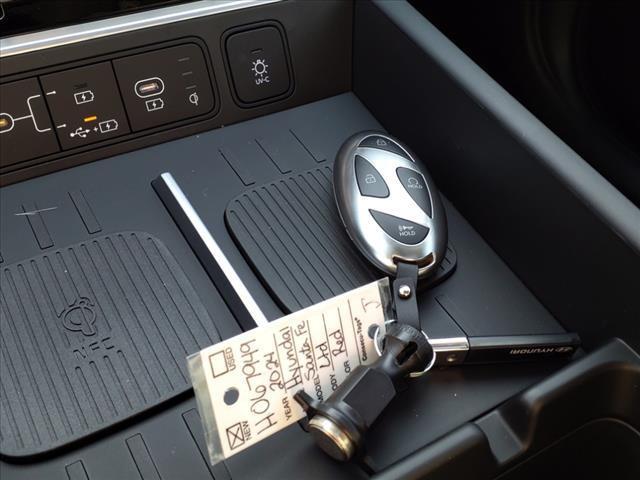 2024 Hyundai SANTA FE Vehicle Photo in Peoria, IL 61615