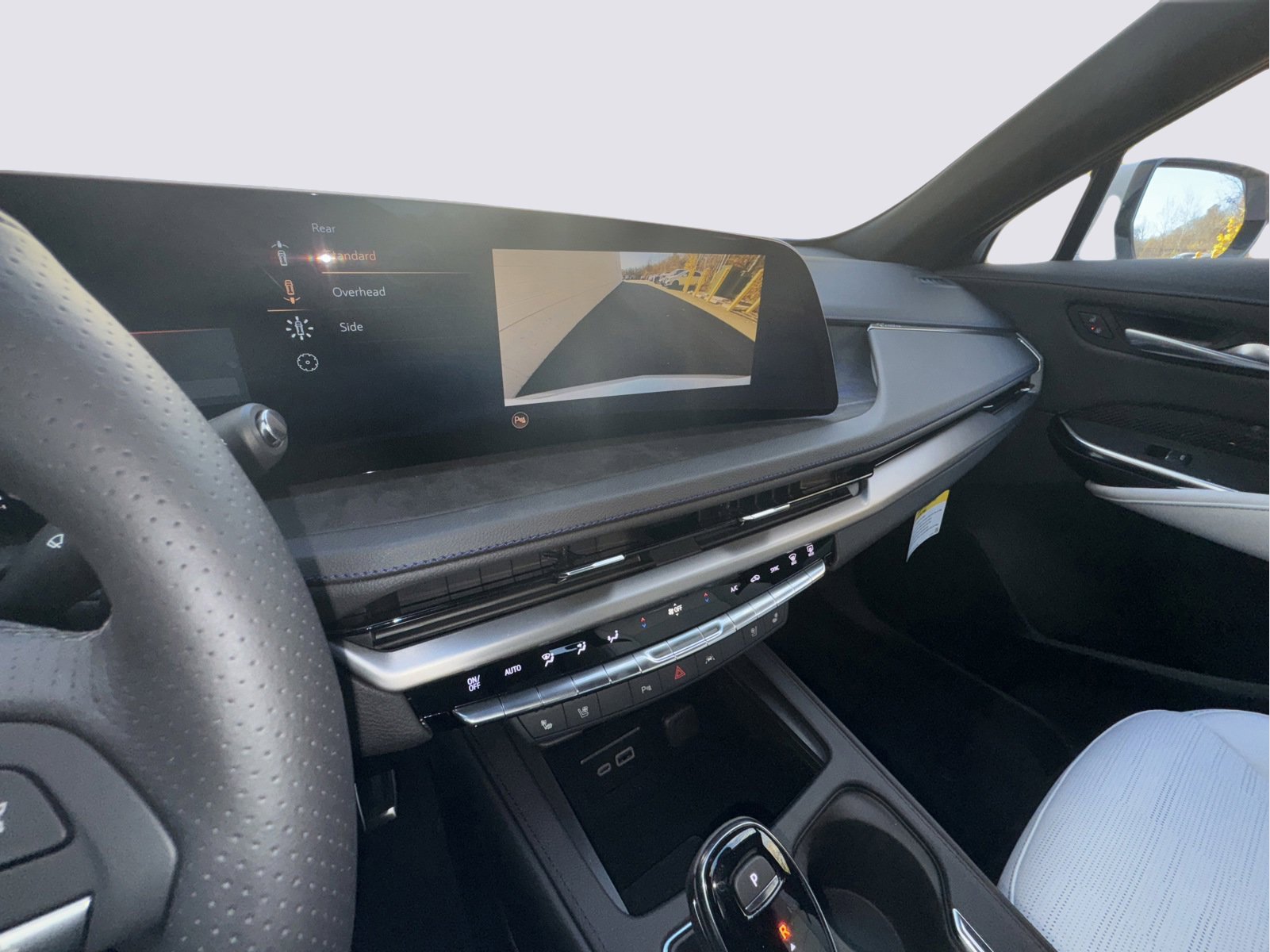 2025 Cadillac XT4 Vehicle Photo in LEOMINSTER, MA 01453-2952