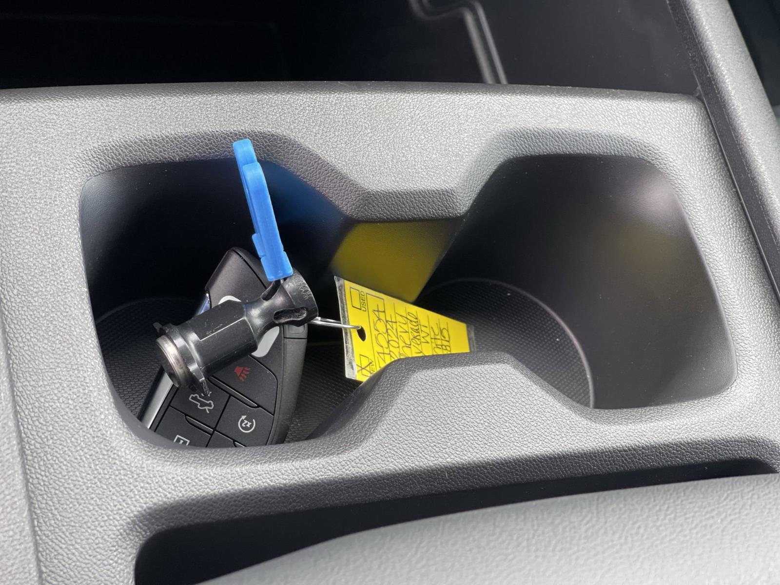 2024 Chevrolet Silverado EV Vehicle Photo in BENTONVILLE, AR 72712-4322