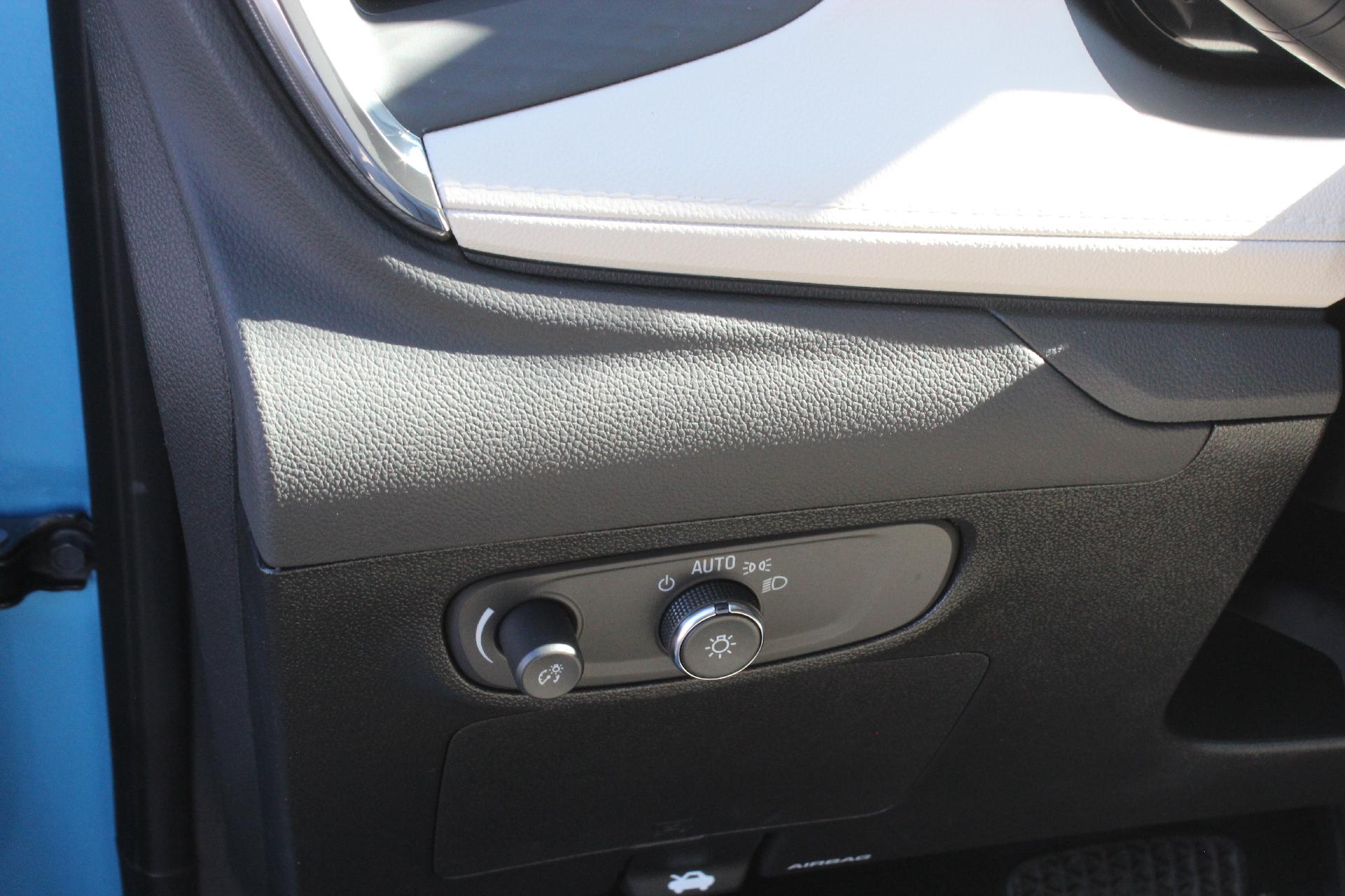 2025 Buick Encore GX Vehicle Photo in AURORA, CO 80012-4011