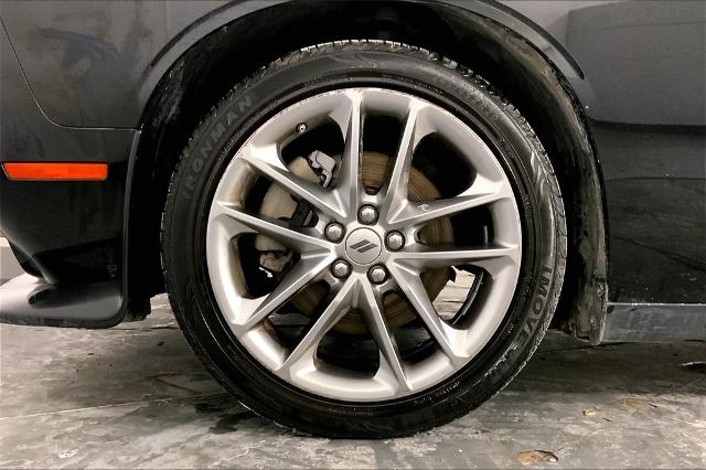 2022 Dodge Challenger Vehicle Photo in Kansas City, MO 64114