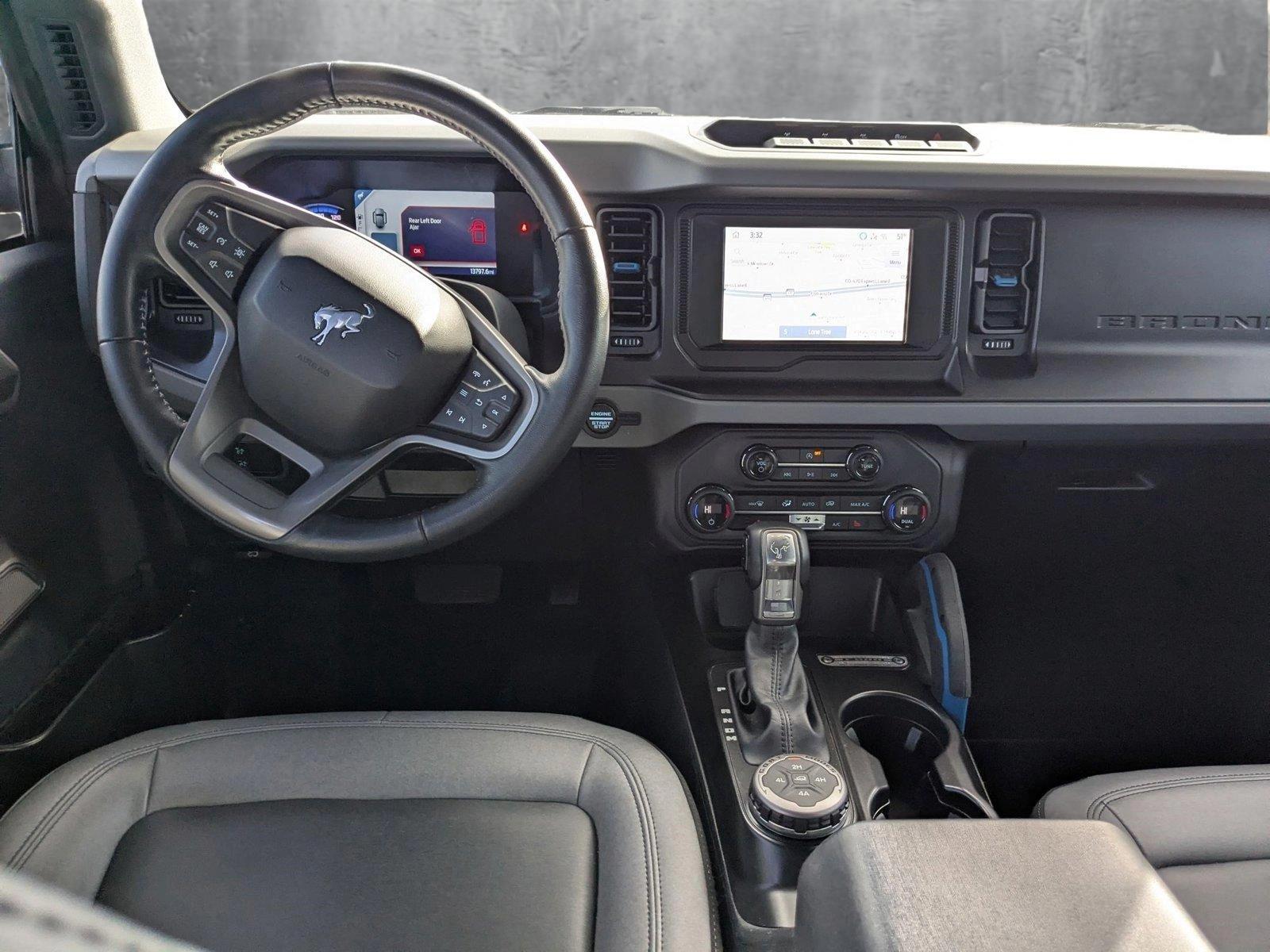 2023 Ford Bronco Vehicle Photo in LONE TREE, CO 80124-2750