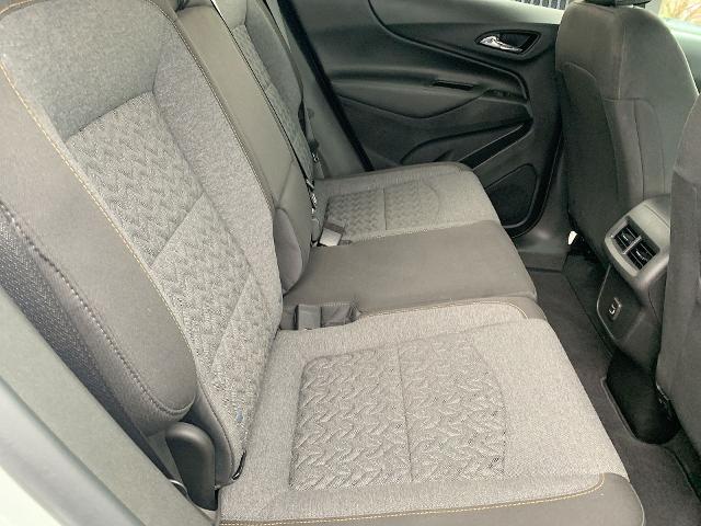 2022 Chevrolet Equinox Vehicle Photo in MOON TOWNSHIP, PA 15108-2571