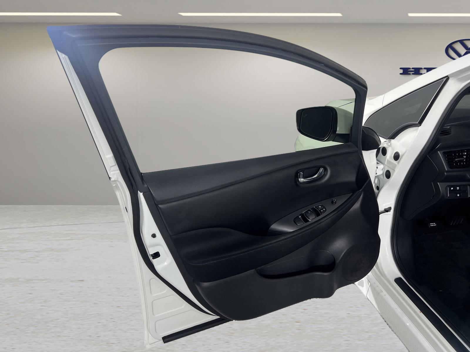 2021 Nissan LEAF Vehicle Photo in Georgetown, TX 78626