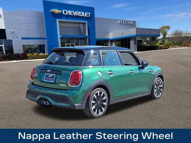 2024 MINI Hardtop 4 Door Vehicle Photo in DANBURY, CT 06810-5034