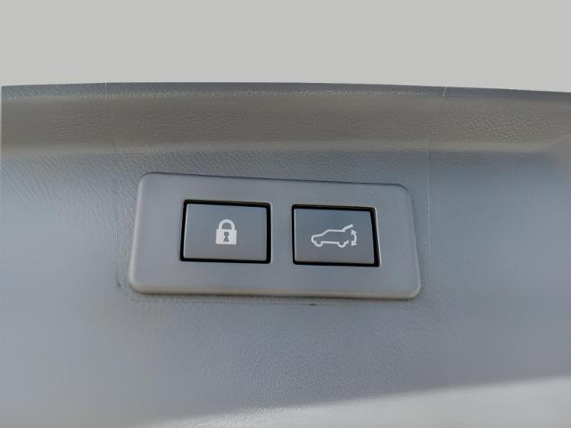 2025 Subaru Outback Vehicle Photo in Green Bay, WI 54304