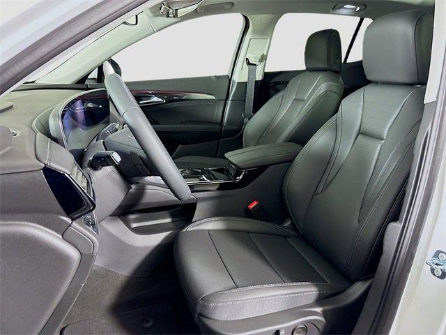 2025 Buick Envision Vehicle Photo in PUYALLUP, WA 98371-4149
