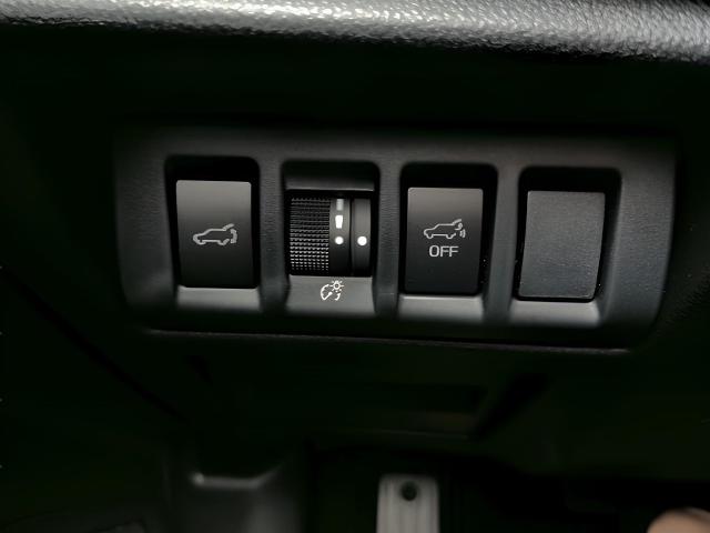 2025 Subaru Outback Vehicle Photo in Green Bay, WI 54304