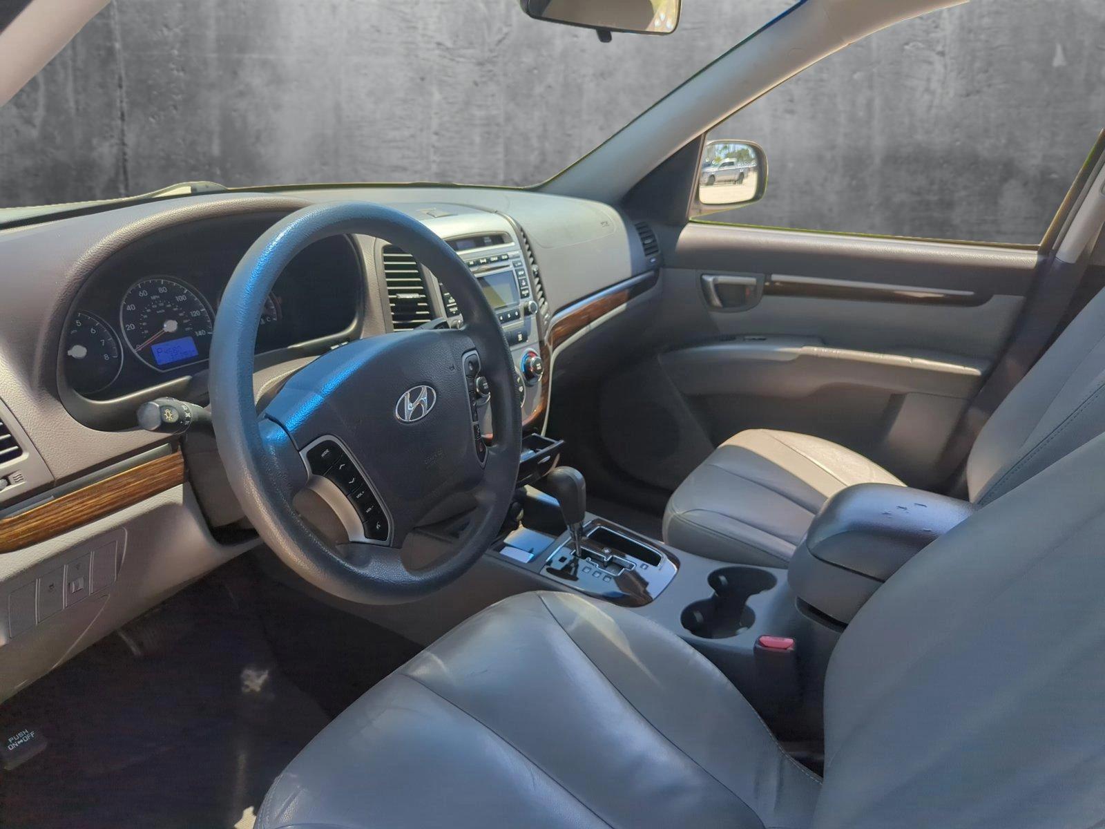 2011 Hyundai SANTA FE Vehicle Photo in Pembroke Pines, FL 33027