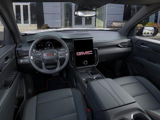 2025 GMC Acadia Vehicle Photo in DANBURY, CT 06810-5034