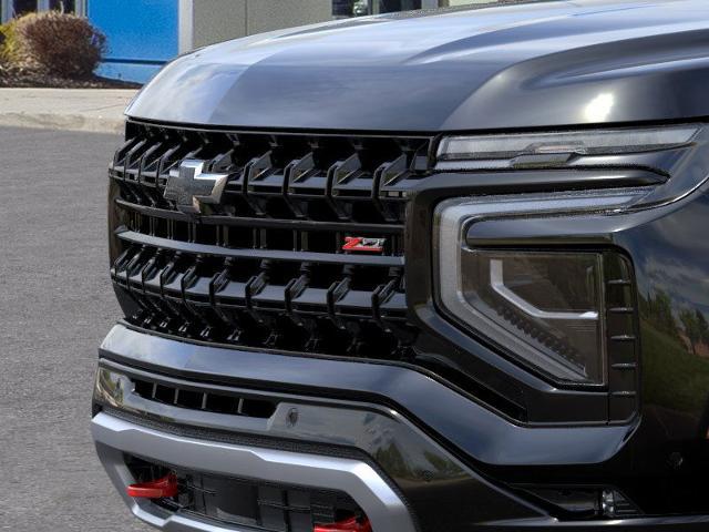 2025 Chevrolet Suburban Vehicle Photo in DANBURY, CT 06810-5034
