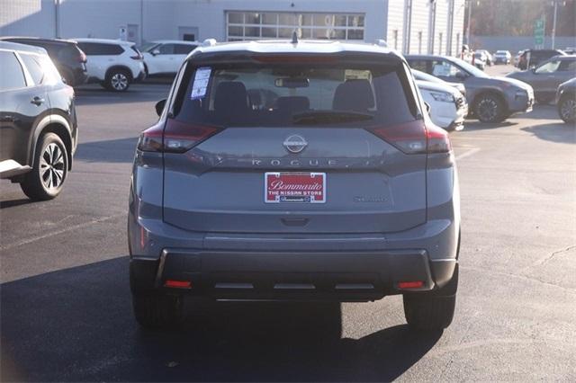 2025 Nissan Rogue Vehicle Photo in Hazelwood, MO 63042
