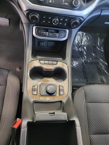 2023 GMC Acadia Vehicle Photo in NEENAH, WI 54956-2243