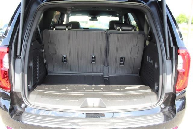 2025 GMC Yukon Vehicle Photo in Greenville, TX 75402