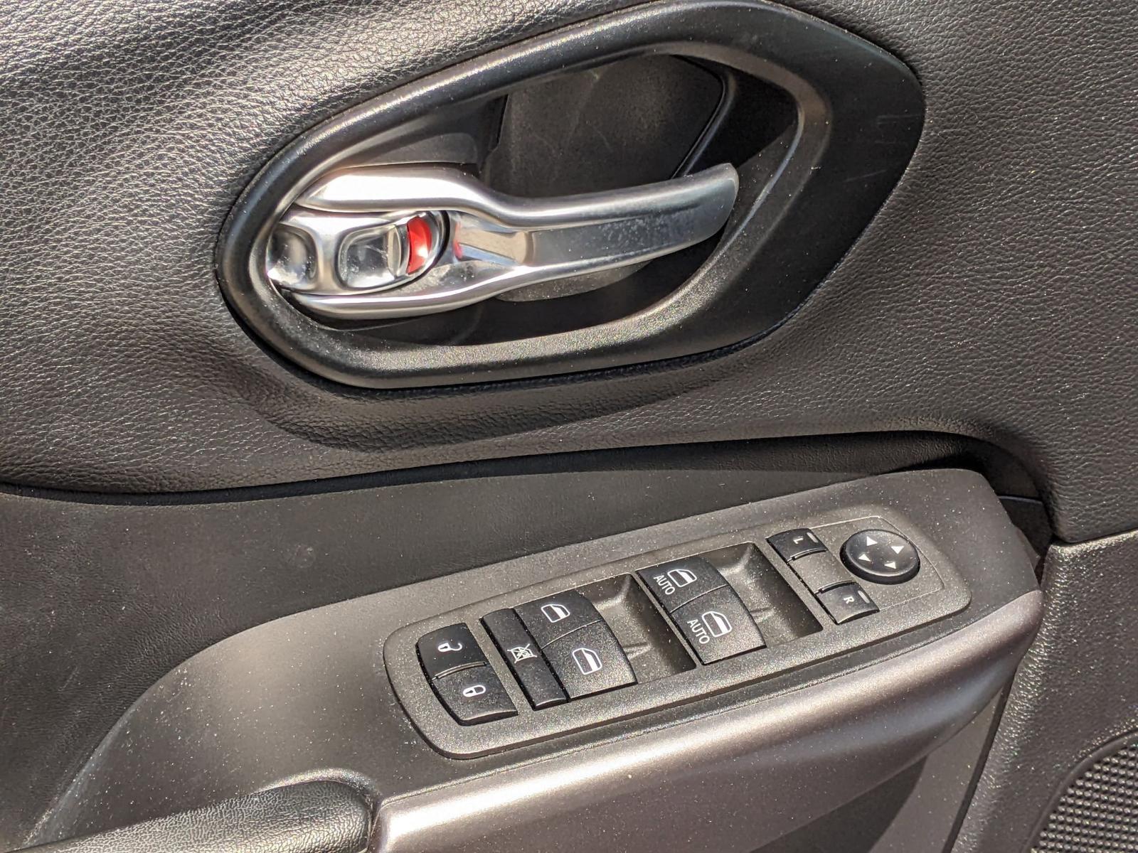 2022 Jeep Cherokee Vehicle Photo in Seguin, TX 78155