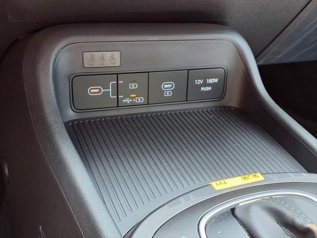 2025 Hyundai KONA Vehicle Photo in Peoria, IL 61615