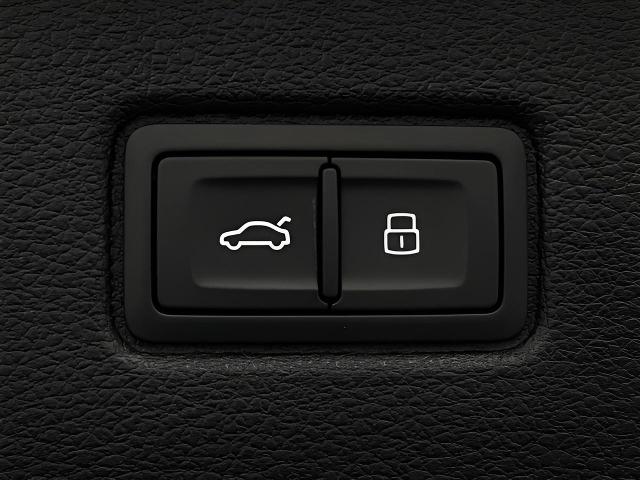 2025 Audi Q7 Vehicle Photo in Appleton, WI 54913