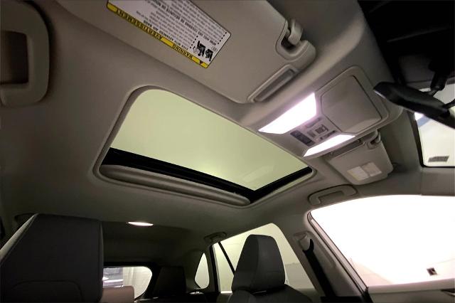 2022 Toyota RAV4 Vehicle Photo in Lees Summit, MO 64086