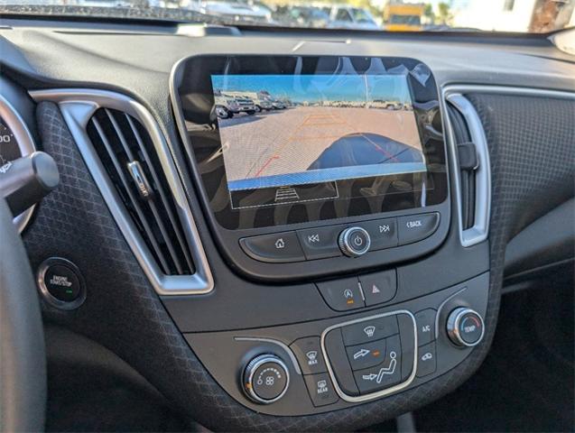 2025 Chevrolet Malibu Vehicle Photo in ENGLEWOOD, CO 80113-6708